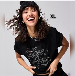 SZ XL VS PINK PURE BLACK  DIAMANTE BLING CAMPUS TEE.